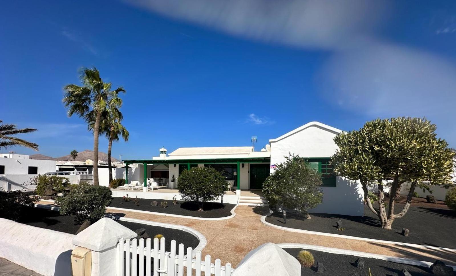 Villa La Orilla - Frente al Mar Playa Honda  Esterno foto